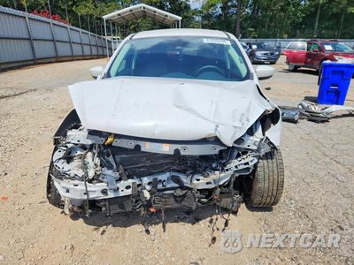 Piąte zdjęcie samochodu w środku: 2018 FORD ESCAPE SE VIN:1FMCU0GD1JUC50251 - miniatura