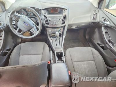 Zdjęcie 8 z 12 samochodu: 2018 FORD FOCUS SE VIN:1FADP3F2XJL279888 - miniatura