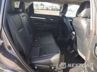 Zdjęcie 11 z 13 samochodu: 2019 TOYOTA HIGHLANDER XLE VIN:5TDJZRFH7KS951470 - miniatura