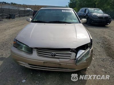 Piąte zdjęcie samochodu w środku: 1997 TOYOTA CAMRY XLE V6 VIN:4T1BF22K5VU904973 - miniatura