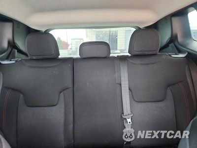 Zdjęcie 10 z 13 samochodu: 2015 JEEP RENEGADE TRAILHAWK VIN:ZACCJBCT0FPB63217 - miniatura