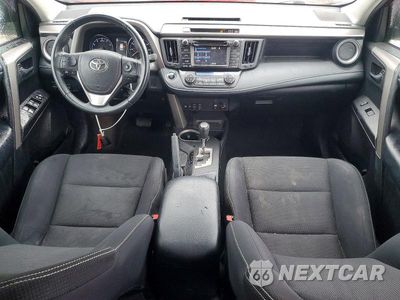 Zdjęcie 8 z 13 samochodu: 2018 TOYOTA RAV4 XLE VIN:2T3RFREV0JW722547 - miniatura