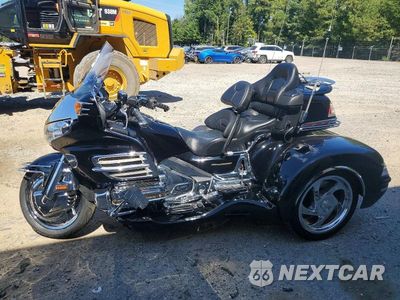 Trzecie zdjęcie samochodu z tyłu: 2003 HONDA GL1800 VIN:1HFSC47003A209899 - miniatura