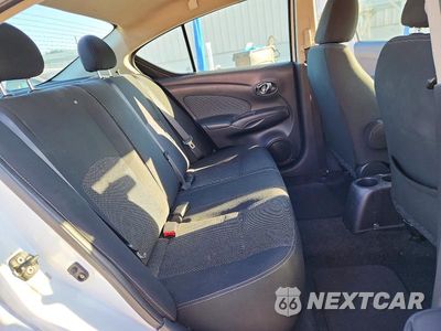 Zdjęcie 10 z 13 samochodu: 2016 NISSAN VERSA 1.6 SV VIN:3N1CN7AP2GL911482 - miniatura