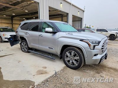 Czwarte zdjęcie samochodu z boku: 2024 TOYOTA SEQUOIA CAPSTONE VIN:7SVAAABA0RX032258 - miniatura