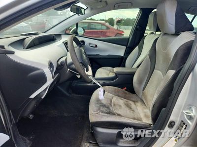 Zdjęcie 7 z 12 samochodu: 2018 TOYOTA PRIUS VIN:JTDKARFU6J3065455 - miniatura
