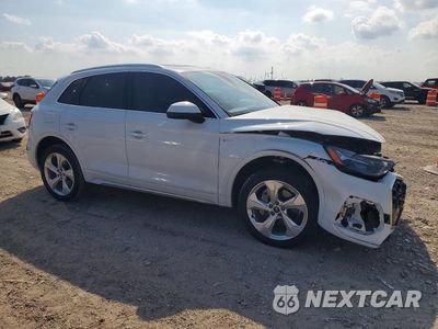 Czwarte zdjęcie samochodu z boku: 2024 AUDI Q5 PREMIUM PLUS 45 VIN:WA1EAAFY1R2080376 - miniatura