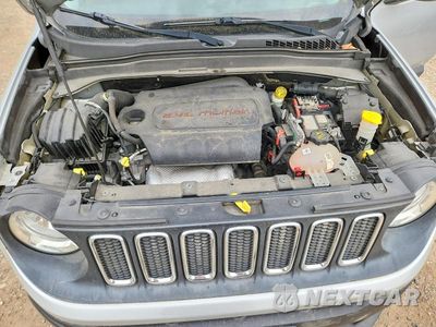 Zdjęcie 11 z 12 samochodu: 2015 JEEP RENEGADE SPORT VIN:ZACCJAAT0FPB52782 - miniatura