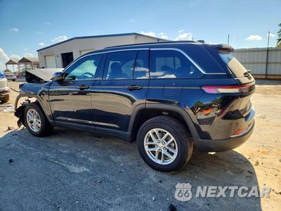Drugie zdjęcie samochodu z przodu: 2025 JEEP GRAND CHEROKEE LAREDO VIN:1C4RJGAG4SC295498 - miniatura