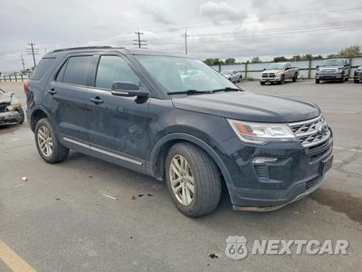 Czwarte zdjęcie samochodu z boku: 2018 FORD EXPLORER XLT VIN:1FM5K8D86JGB57504 - miniatura