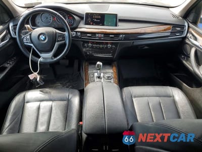 Zdjęcie 8 z 13 samochodu: 2015 BMW X5 XDRIVE35I VIN:5UXKR0C53F0P00317 - miniatura