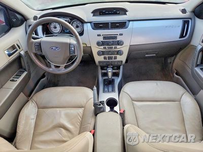 Zdjęcie 8 z 13 samochodu: 2010 FORD FOCUS SES VIN:1FAHP3GNXAW141020 - miniatura