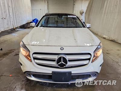 Piąte zdjęcie samochodu w środku: 2017 MERCEDES-BENZ GLA 250 4MATIC VIN:WDCTG4GB1HJ299215 - miniatura