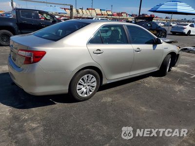 Trzecie zdjęcie samochodu z tyłu: 2013 TOYOTA CAMRY HYBRID LE VIN:4T1BD1FK3DU070727 - miniatura