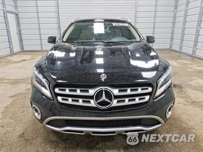 Piąte zdjęcie samochodu w środku: 2019 MERCEDES-BENZ GLA 250 VIN:WDCTG4EB8KJ551309 - miniatura