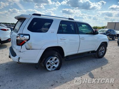 Trzecie zdjęcie samochodu z tyłu: 2020 TOYOTA 4RUNNER SR5 PREMIUM VIN:JTEBU5JR6L5822991 - miniatura