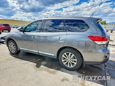 Drugie zdjęcie samochodu z przodu: 2015 NISSAN PATHFINDER S VIN:5N1AR2MM7FC696572 - miniatura