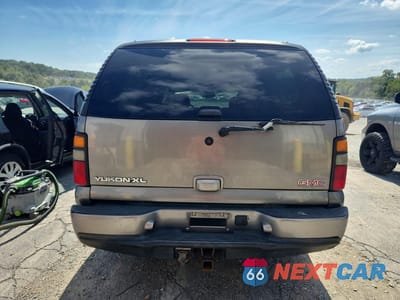 Zdjęcie 6 z 13 samochodu: 2006 GMC YUKON XL DENALI VIN:1GKFK66U36J175836 - miniatura