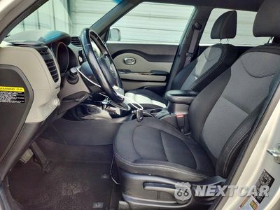 Zdjęcie 7 z 13 samochodu: 2017 KIA SOUL + VIN:KNDJP3A56H7416715 - miniatura