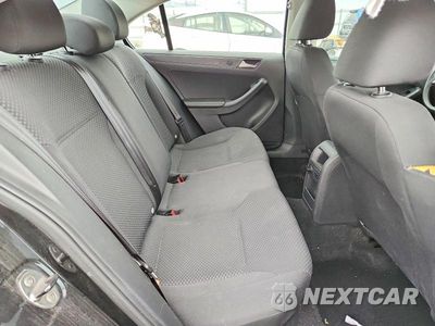 Zdjęcie 10 z 12 samochodu: 2014 VOLKSWAGEN JETTA BASE VIN:3VW2K7AJ0EM352032 - miniatura