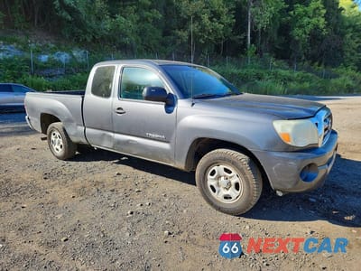Czwarte zdjęcie samochodu z boku: 2009 TOYOTA TACOMA BASE VIN:5TETX22N89Z648213 - miniatura