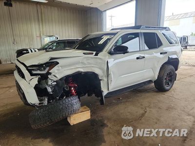 2025 TOYOTA 4RUNNER TRD PRO HV JTEVB5BR4S5025476 - główne zdjęcie licytacji z USA - miniatura