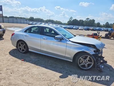 Czwarte zdjęcie samochodu z boku: 2018 MERCEDES-BENZ C 300 4MATIC VIN:55SWF4KB1JU265980 - miniatura