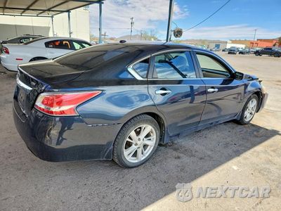 Trzecie zdjęcie samochodu z tyłu: 2015 NISSAN ALTIMA 2.5 SV VIN:1N4AL3AP9FC163557 - miniatura