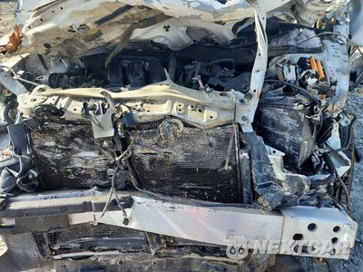 Zdjęcie 12 z 13 samochodu: 2016 TOYOTA HIGHLANDER LIMITED VIN:5TDYKRFH2GS165716 - miniatura