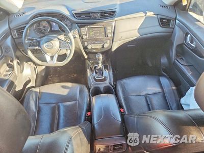 Zdjęcie 8 z 13 samochodu: 2018 NISSAN ROGUE S VIN:5N1AT2MV5JC723125 - miniatura