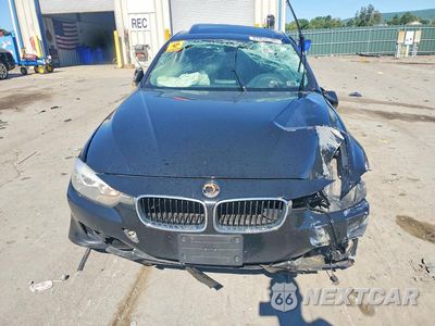 Piąte zdjęcie samochodu w środku: 2013 BMW 320 I VIN:WBA3B1C59DF078426 - miniatura
