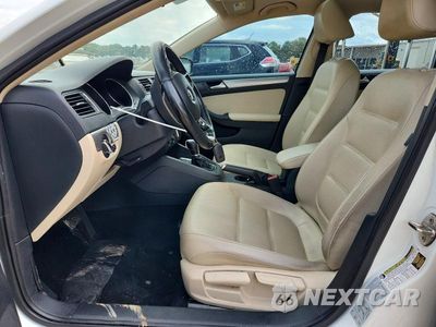Zdjęcie 7 z 13 samochodu: 2017 VOLKSWAGEN JETTA SE VIN:3VWDB7AJ9HM265078 - miniatura