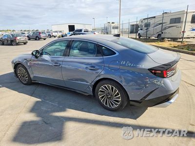 Drugie zdjęcie samochodu z przodu: 2025 HYUNDAI SONATA HYBRID SEL VIN:KMHL34JJ9SA117328 - miniatura