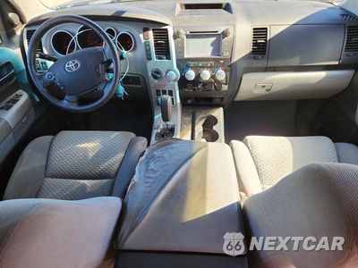 Zdjęcie 8 z 12 samochodu: 2007 TOYOTA TUNDRA SR5 VIN:5TFBV54137X005754 - miniatura