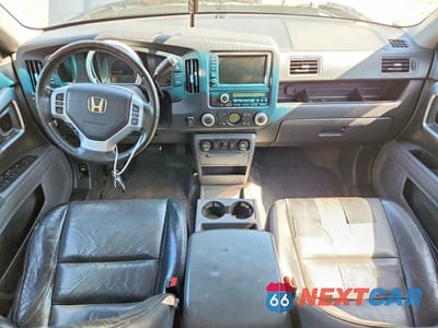 Zdjęcie 8 z 12 samochodu: 2006 HONDA RIDGELINE RTL VIN:2HJYK16536H565591 - miniatura