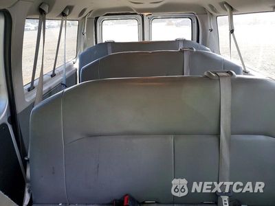 Zdjęcie 10 z 13 samochodu: 2012 FORD ECONOLINE E350 SUPER DUTY WAGON VIN:1FBNE3BL1CDA00591 - miniatura