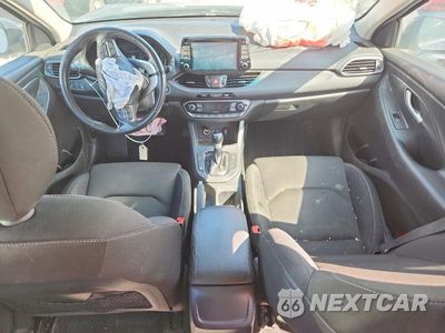 Zdjęcie 8 z 13 samochodu: 2018 HYUNDAI ELANTRA GT BASE VIN:KMHH35LEXJU029350 - miniatura