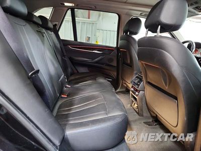 Zdjęcie 11 z 13 samochodu: 2015 BMW X5 XDRIVE35I VIN:5UXKR0C56F0P12641 - miniatura