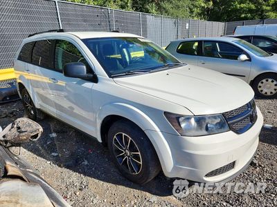 Czwarte zdjęcie samochodu z boku: 2018 DODGE JOURNEY SE VIN:3C4PDCAB3JT237008 - miniatura