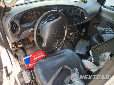 Zdjęcie 8 z 14 samochodu: 2007 FORD E450 BOX TRUCK VIN:1FDXE45S77DB14514 - miniatura