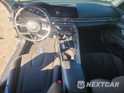 Zdjęcie 8 z 12 samochodu: 2024 HYUNDAI ELANTRA SEL VIN:KMHLS4DG0RU756631 - miniatura