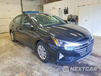 Czwarte zdjęcie samochodu z boku: 2019 HYUNDAI ELANTRA SE VIN:5NPD74LFXKH435845 - miniatura