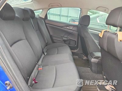 Zdjęcie 10 z 12 samochodu: 2017 HONDA CIVIC LX VIN:19XFC2F50HE050061 - miniatura
