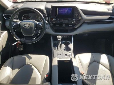 Zdjęcie 8 z 13 samochodu: 2023 TOYOTA HIGHLANDER XLE VIN:5TDKDRAH2PS007755 - miniatura