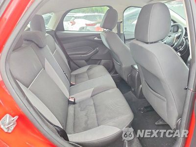 Zdjęcie 10 z 12 samochodu: 2014 FORD FOCUS SE VIN:1FADP3K22EL132878 - miniatura