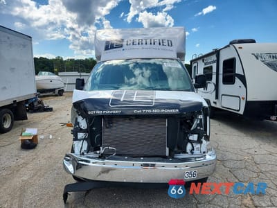 Piąte zdjęcie samochodu w środku: 2025 CHEVROLET EXPRESS G3500 VIN:1HA0GRF75SN010402 - miniatura
