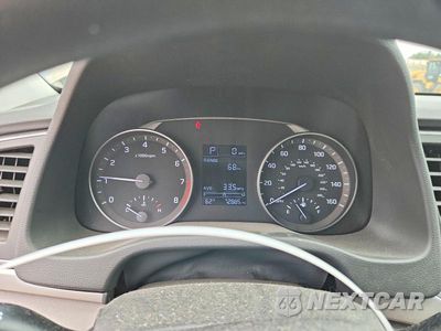 Zdjęcie 9 z 12 samochodu: 2017 HYUNDAI ELANTRA SE VIN:KMHD74LF2HU385114 - miniatura