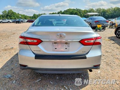 Zdjęcie 6 z 14 samochodu: 2020 TOYOTA CAMRY LE VIN:4T1C11AKXLU918802 - miniatura