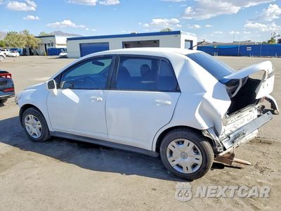 Drugie zdjęcie samochodu z przodu: 2010 NISSAN VERSA 1.8 S VIN:3N1BC1AP7AL369253 - miniatura