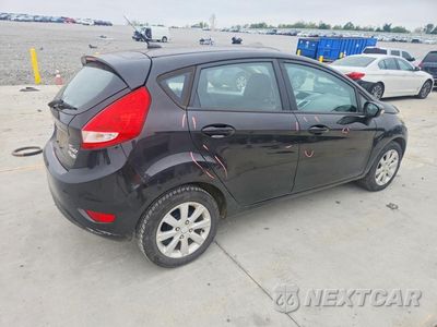 Trzecie zdjęcie samochodu z tyłu: 2013 FORD FIESTA SE VIN:3FADP4EJ1DM199123 - miniatura